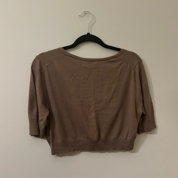 Large brown crop top - Picture 2 of 3